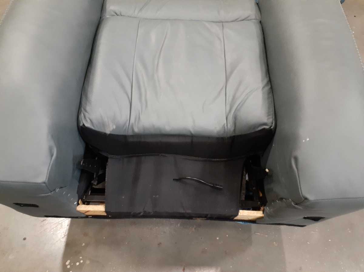 Mindanao Power Recliner with Adjustable Headrest - Steel - Gallery Image 7
